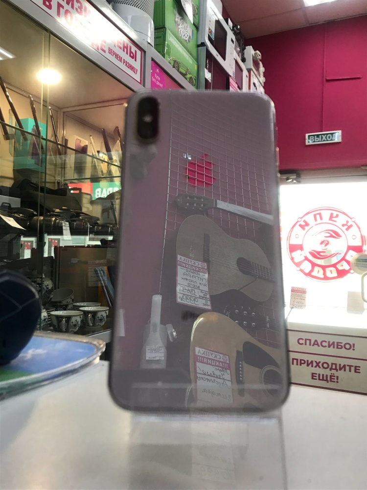 Смартфон iPhone X 64Gb