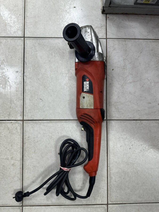 УШМ (Болгарка) BLACK DECKER KG 2000