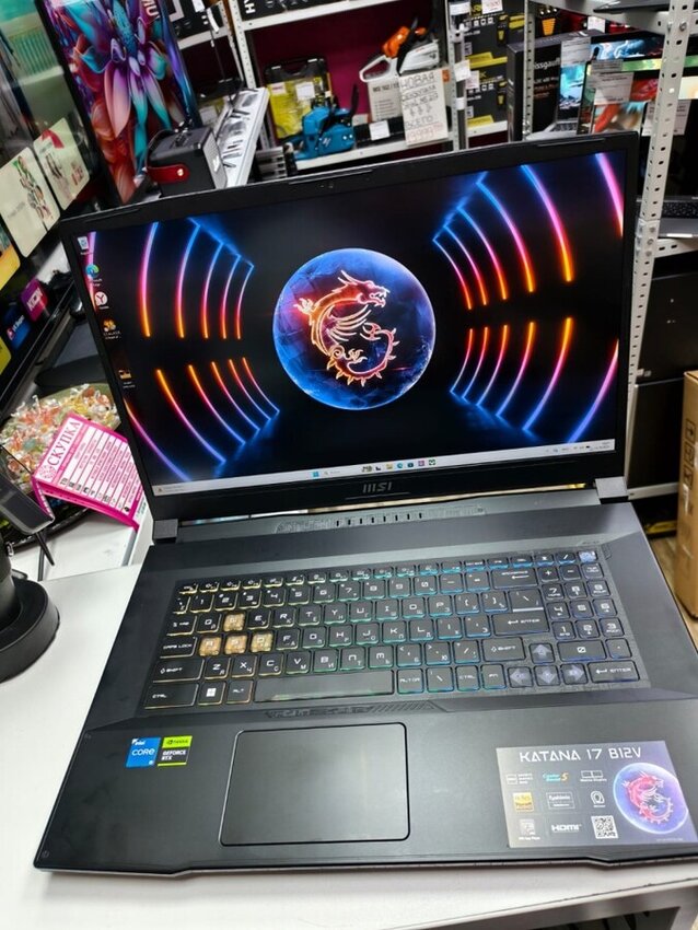 Ноутбук MSI Katana 17 b12v