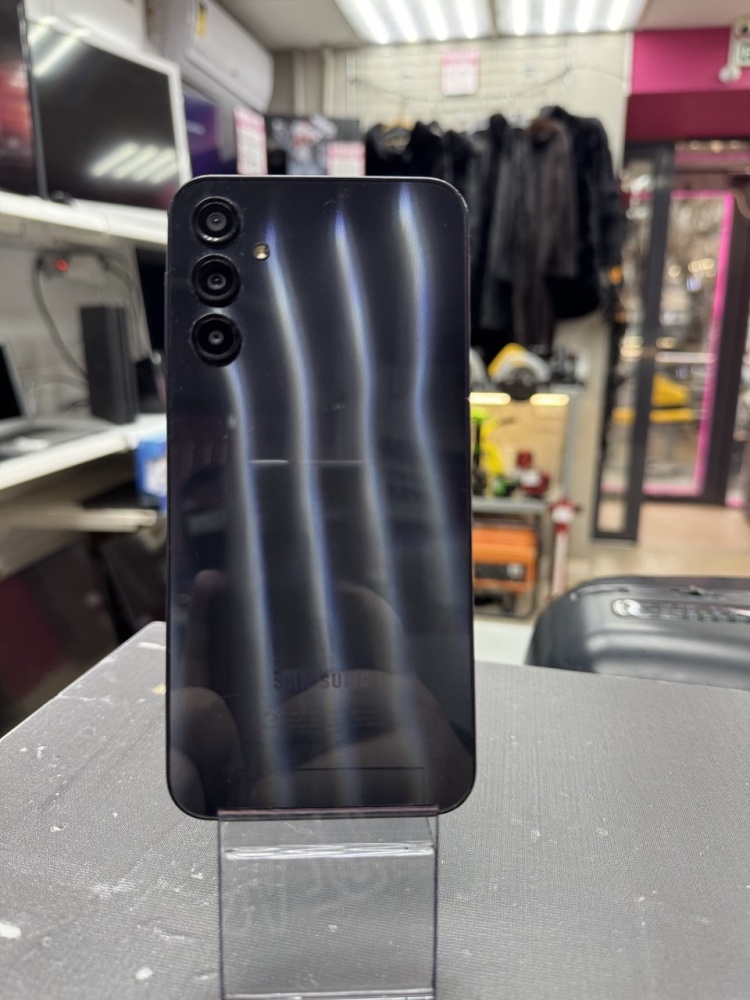 Смартфон Samsung A24