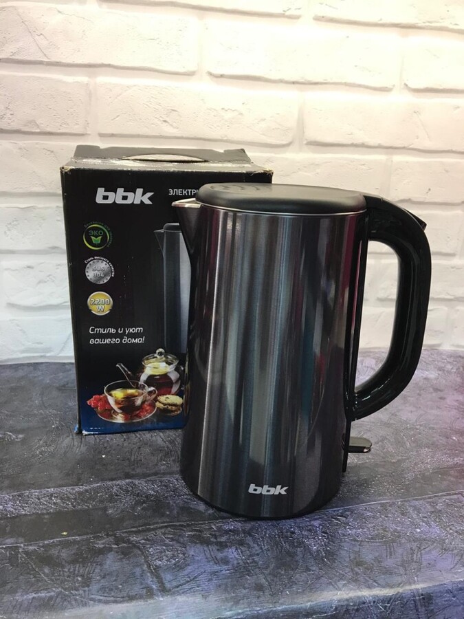 Чайник BBK EK1818