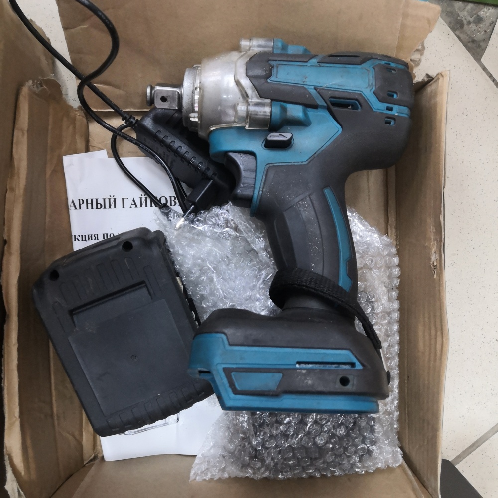 Гайковерт синий