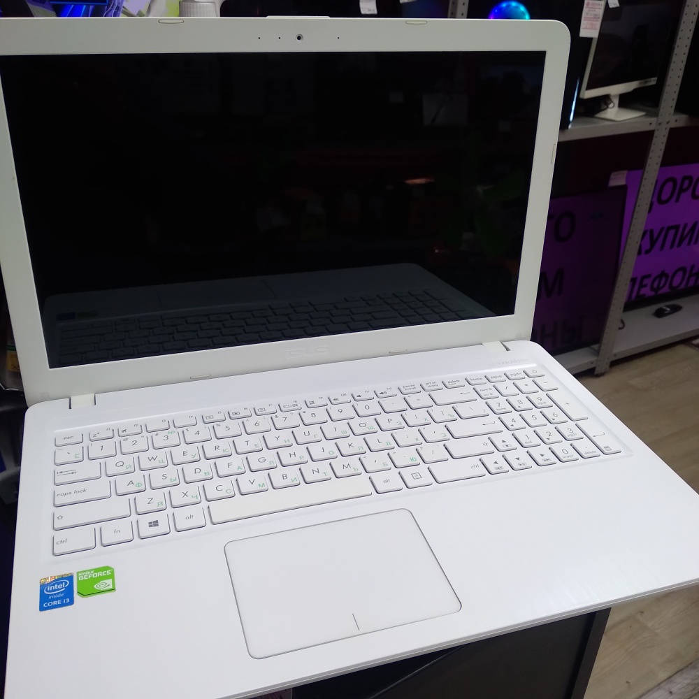 Ноутбук ASUS i3-4/6/500/2 920m