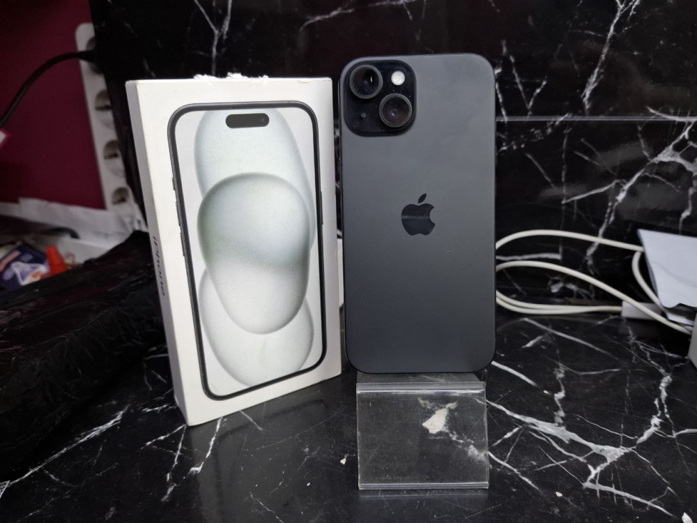 Смартфон iPhone 15 128gb