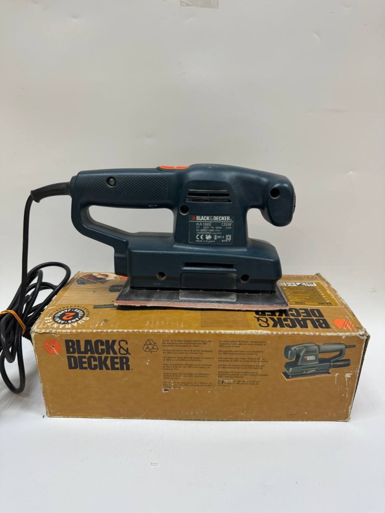 Шлифмашина BLACK DECKER 186