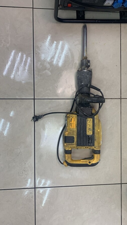 Отбойный молоток DEWOLT dw3125