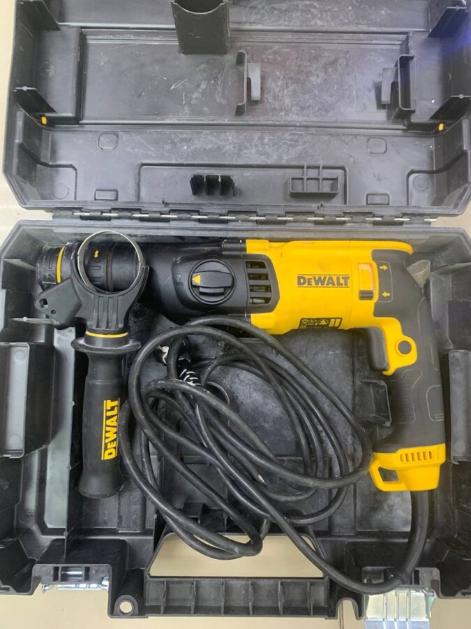 Перфоратор DEWALT D25134-KS