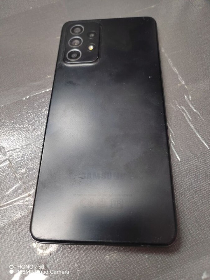 Смартфон Samsung A52