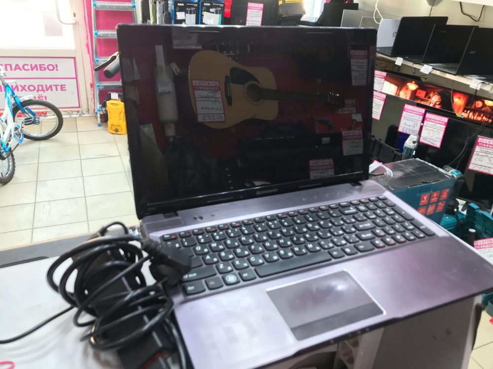Ноутбук Lenovo Z575