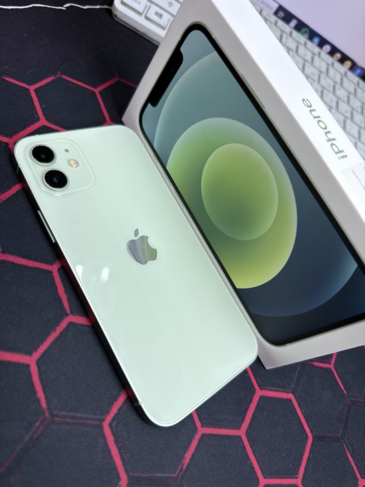 Смартфон iPhone 12 64 Gb