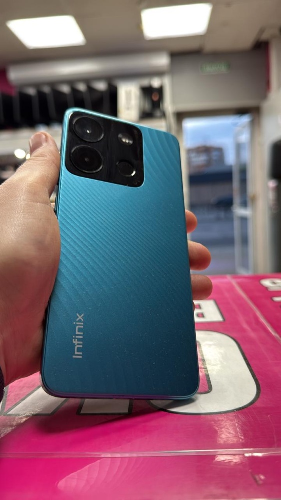 Мобильный телефон Infinix Smart 7Plus