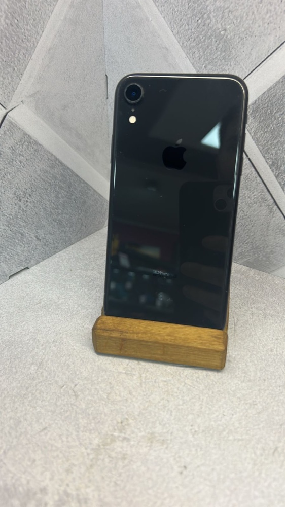 Смартфон iPhone XR 64 Gb