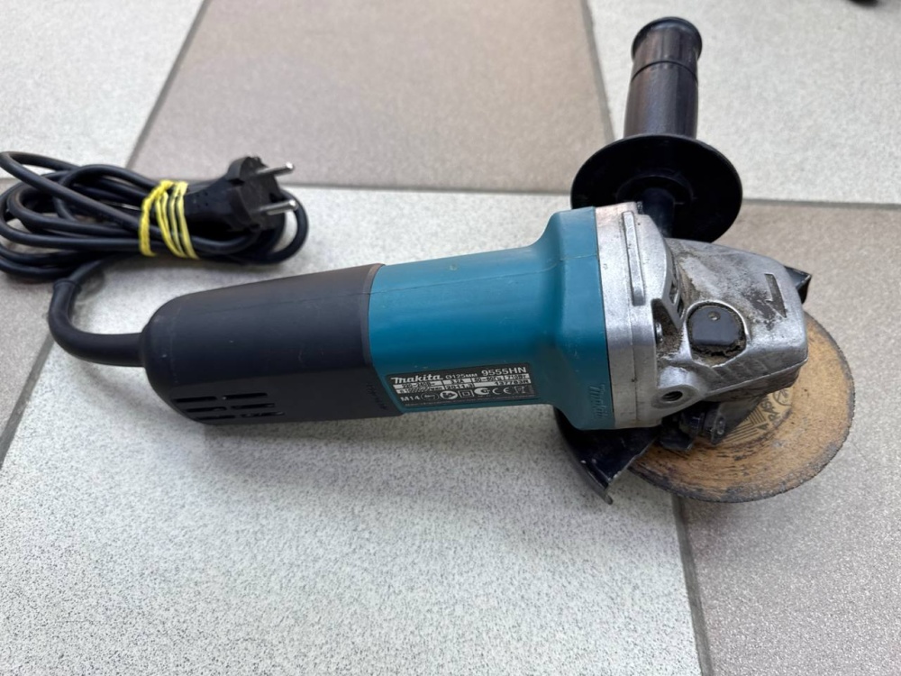 УШМ (Болгарка) MAKITA 9555HN