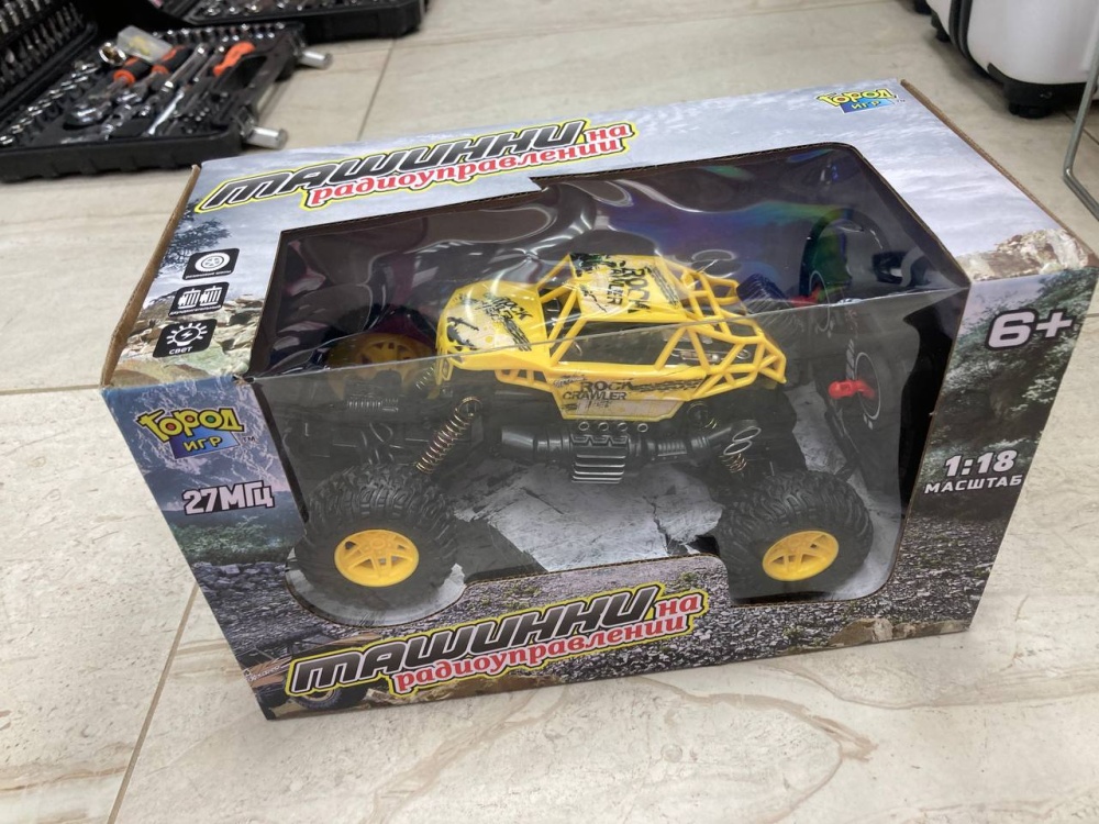 Игрушка Внедорожник желтый