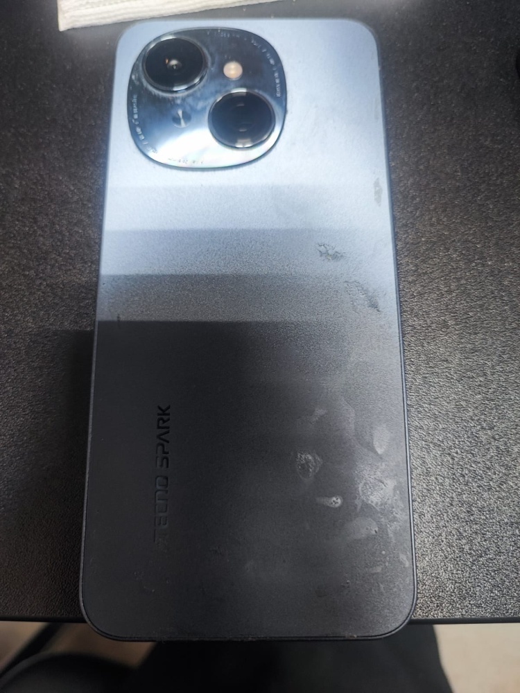Мобильный телефон Tecno Spark Go 1