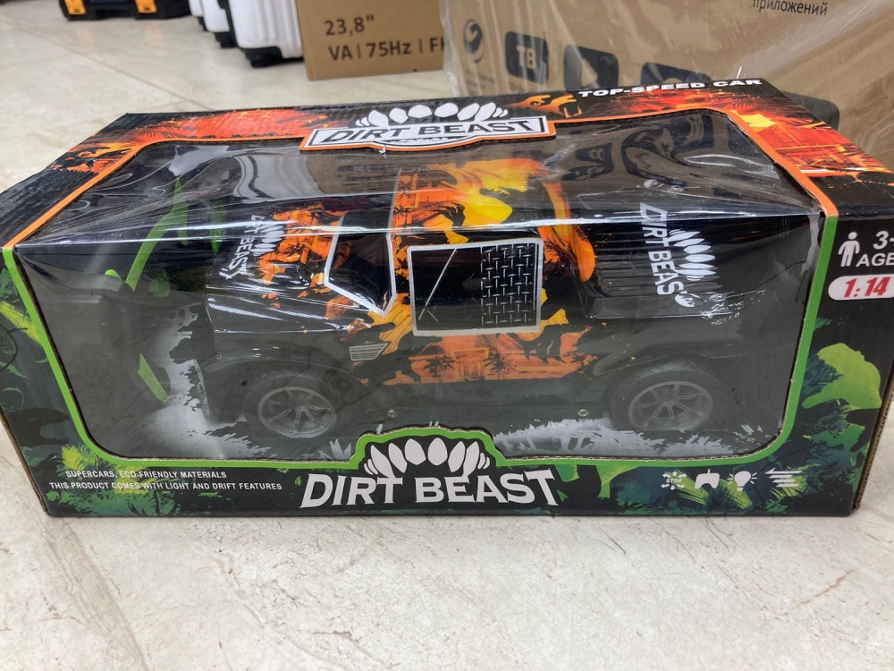 Машина с ПДУ Dirt Best