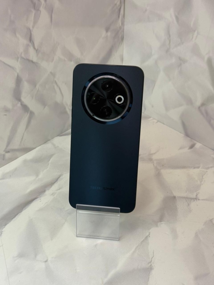 Мобильный телефон Tecno Spark 30c 128