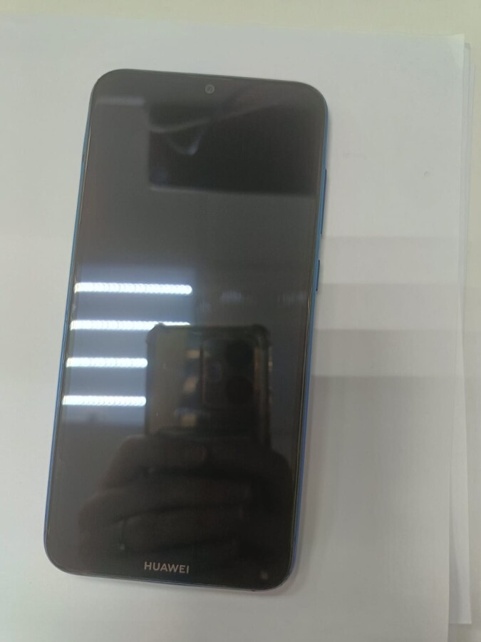 Смартфон Huawei Y7