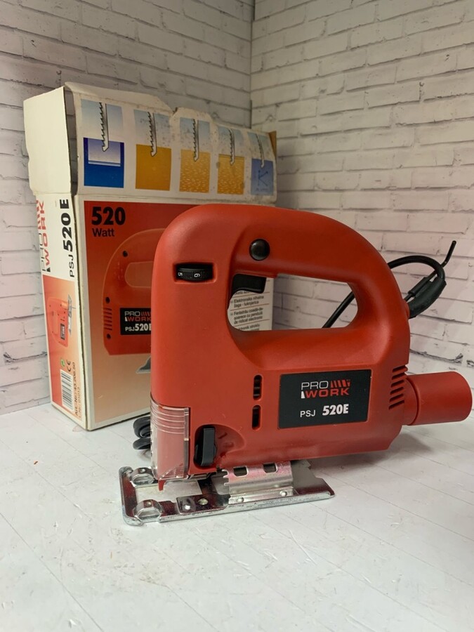 Лобзик Pro Work 520E