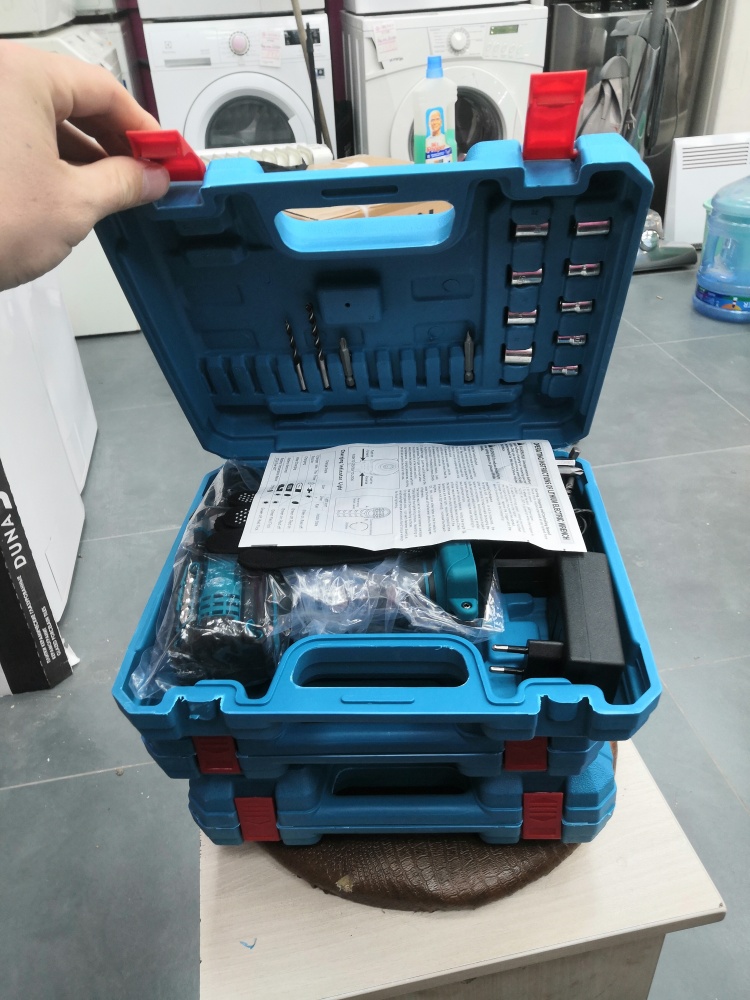 Шуруповерт 21v