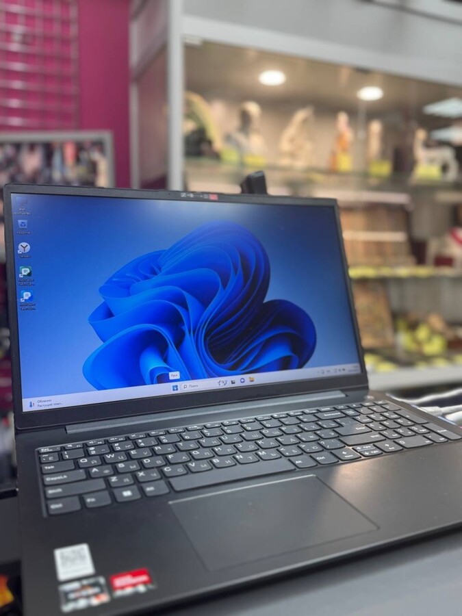 Ноутбук Lenovo v15 g4 abp