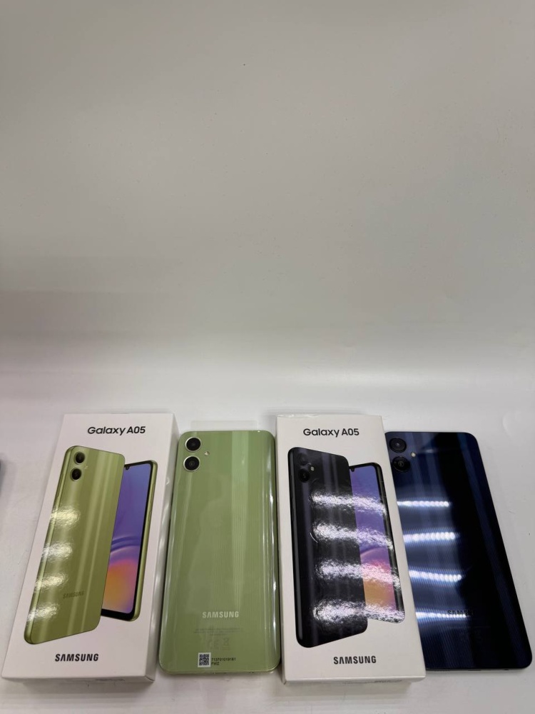 Смартфон Samsung A05