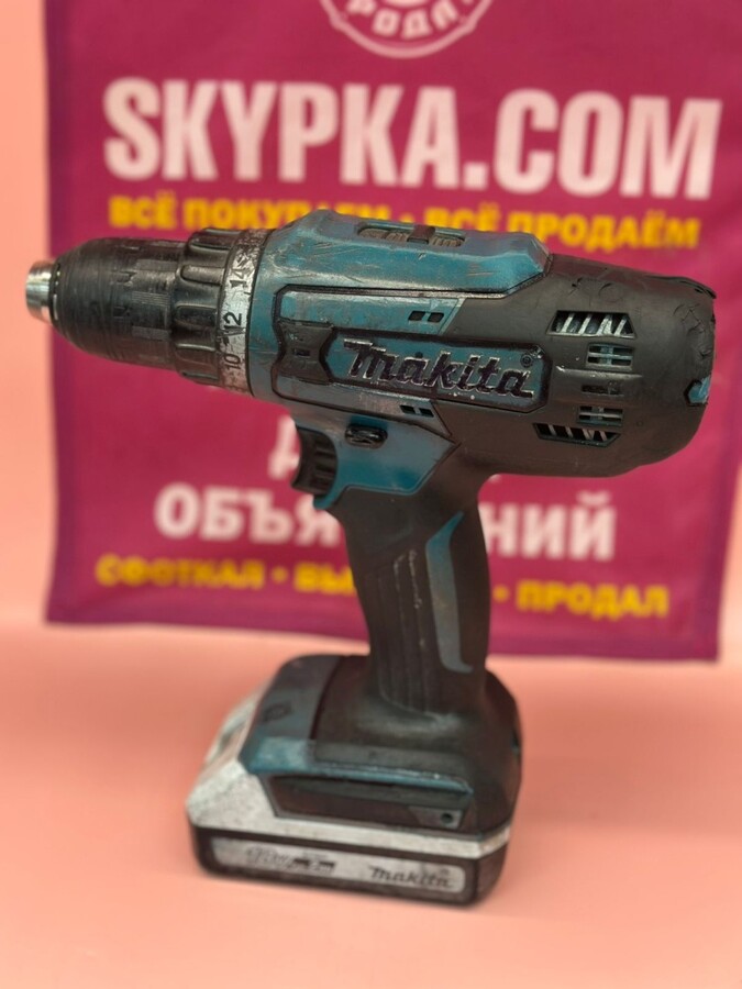 Шуруповерт Makita