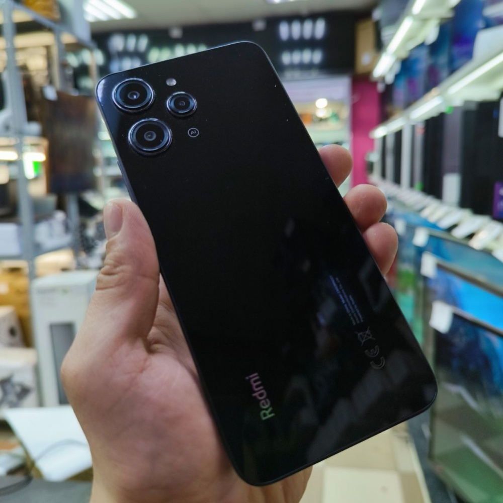 Смартфон Xiaomi Redmi 12 4-128