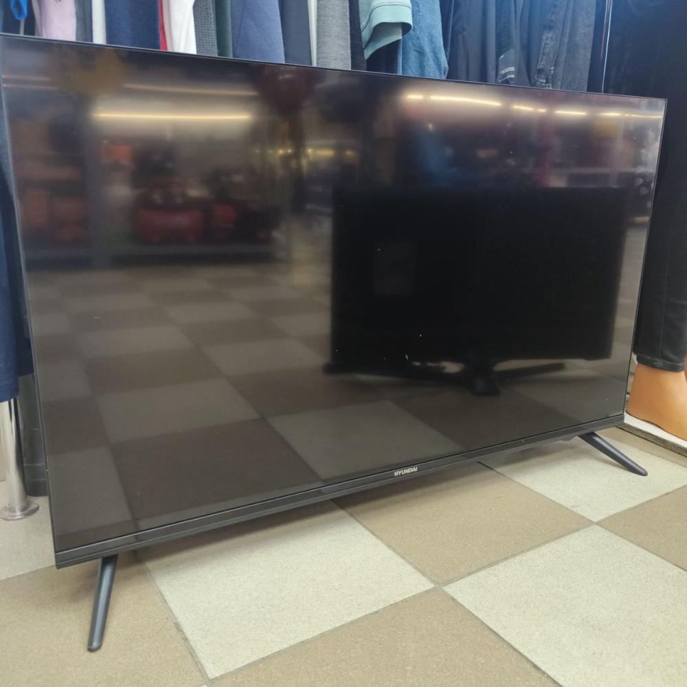 Телевизор Hyundai H-LED43FS5004 SmartTV