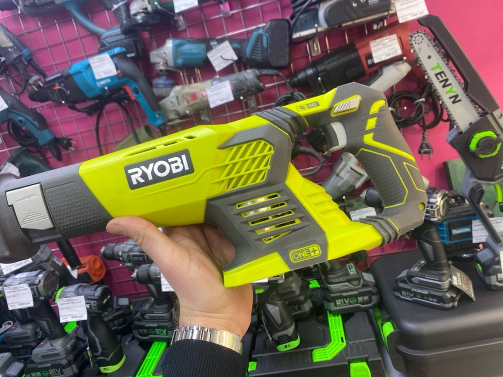 Сабельная пила Ryobi