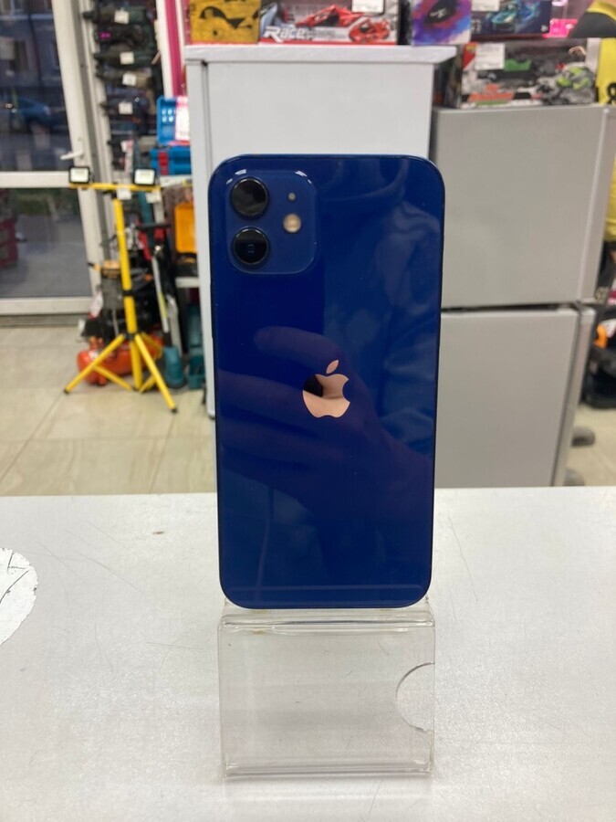 Смартфон iPhone 12 64 Gb