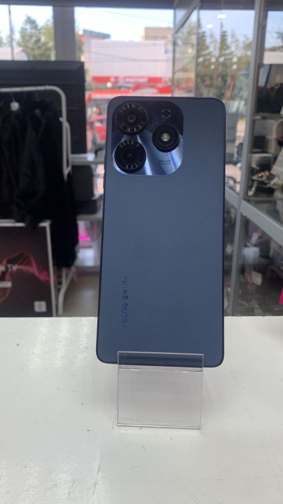 Мобильный телефон Tecno Spark 10 Pro 4/128