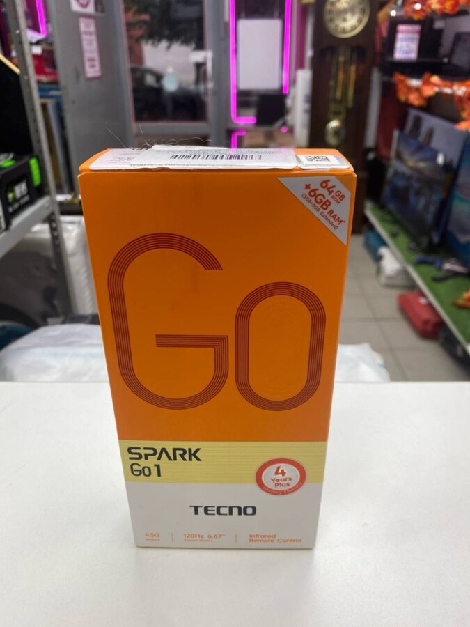 Мобильный телефон Tecno Spark go1 64gb