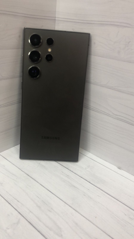 Смартфон Samsung S24 ultra 12/1tb