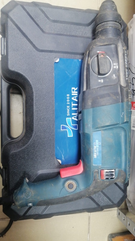 Перфоратор ALITAIR 1000w