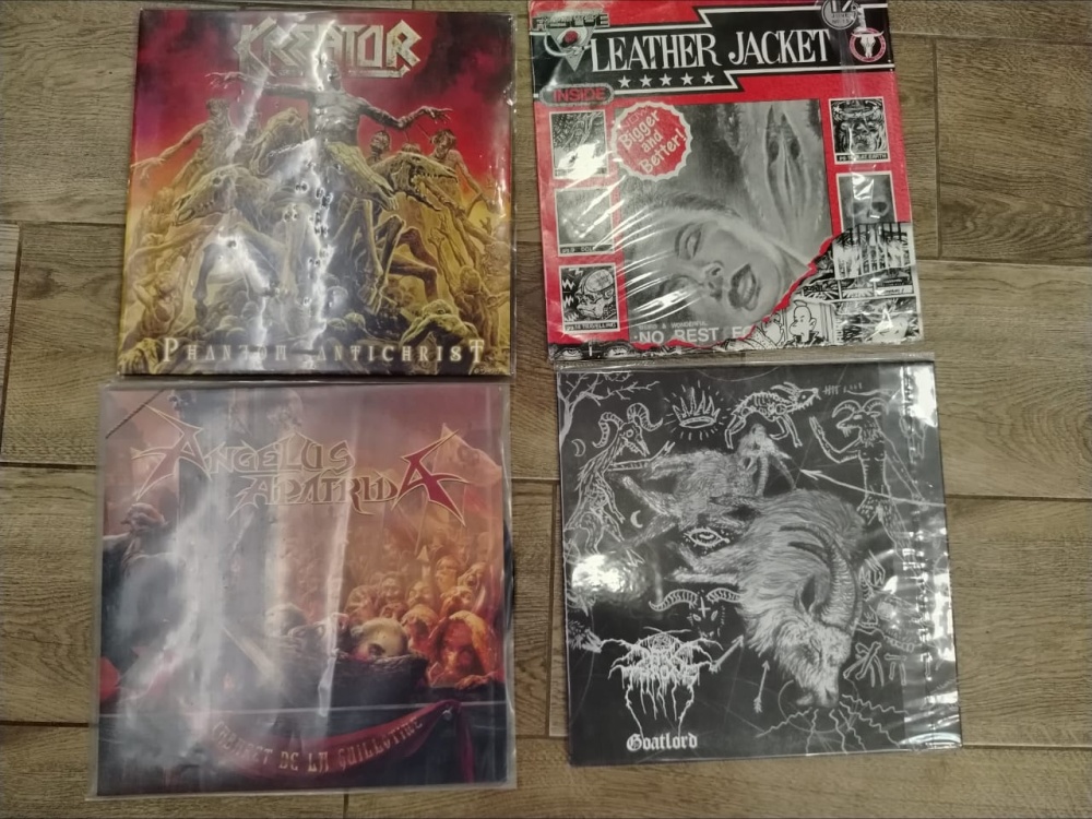 Виниловые пластинки (в ассортименте)