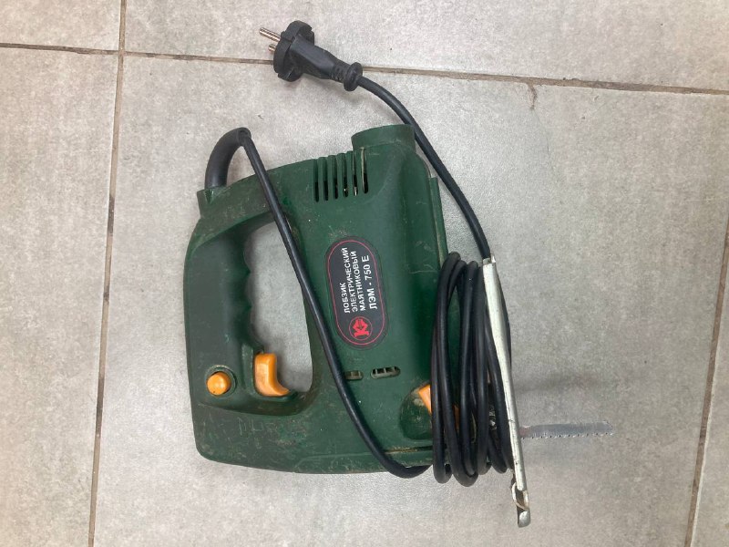 Лобзик Калибр ЛЭМ 750е