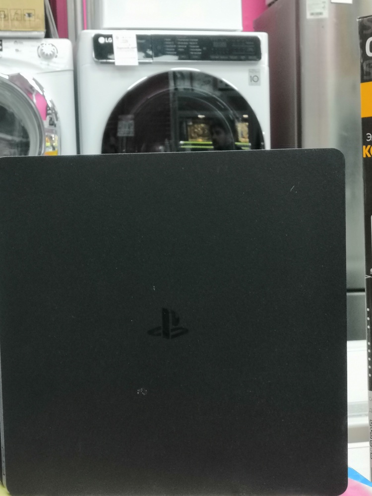 Игровая приставка Sony PlayStation 4 slim