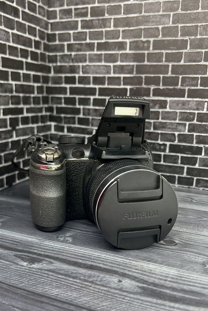 Фотоаппарат Fujifilm S4300