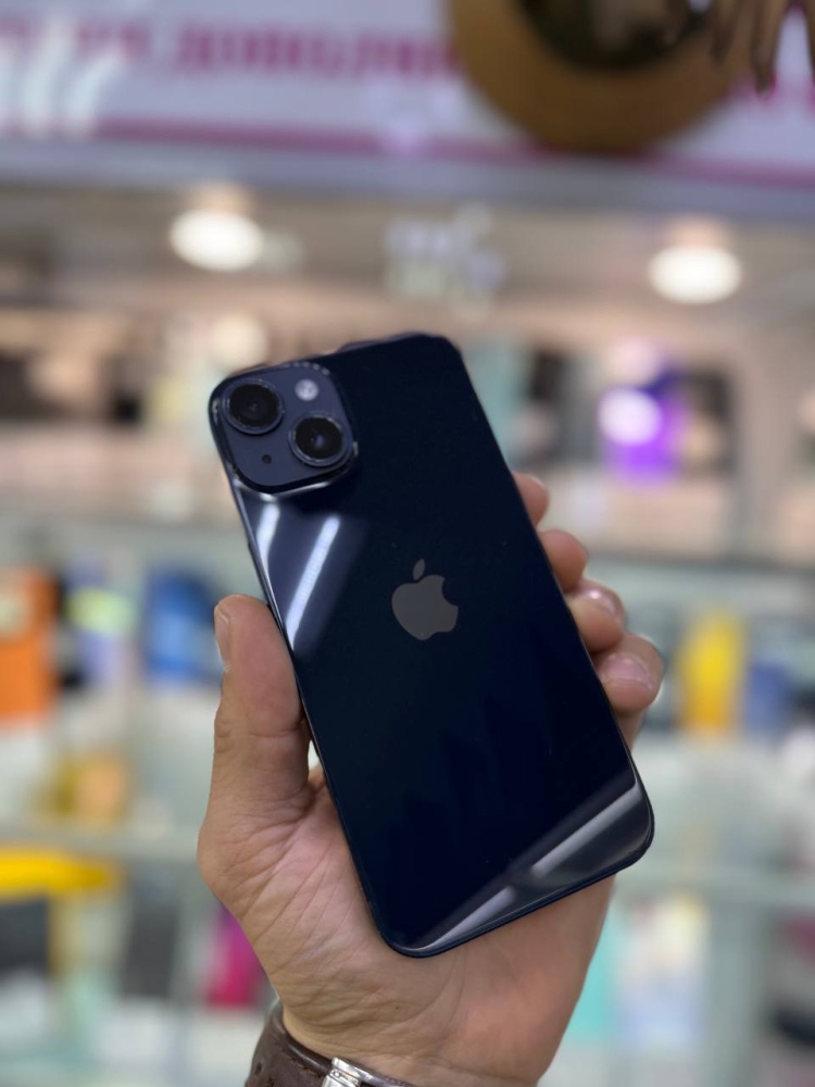 Смартфон iPhone 13 256 Gb