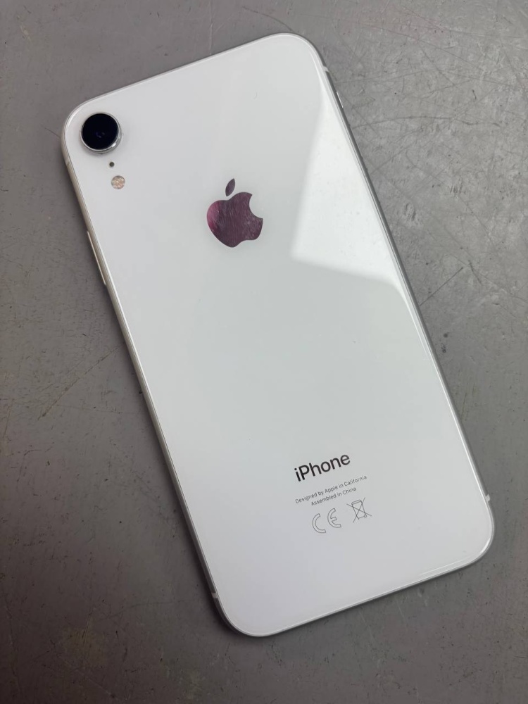 Смартфон iPhone XR 64 Gb