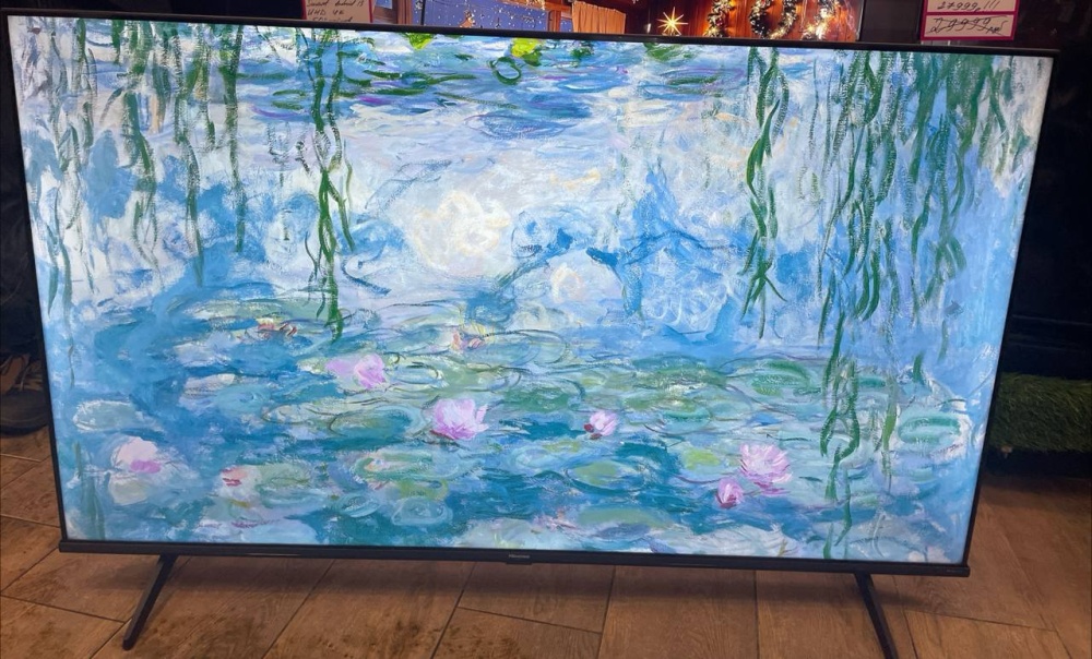 Телевизор Hisense 55"