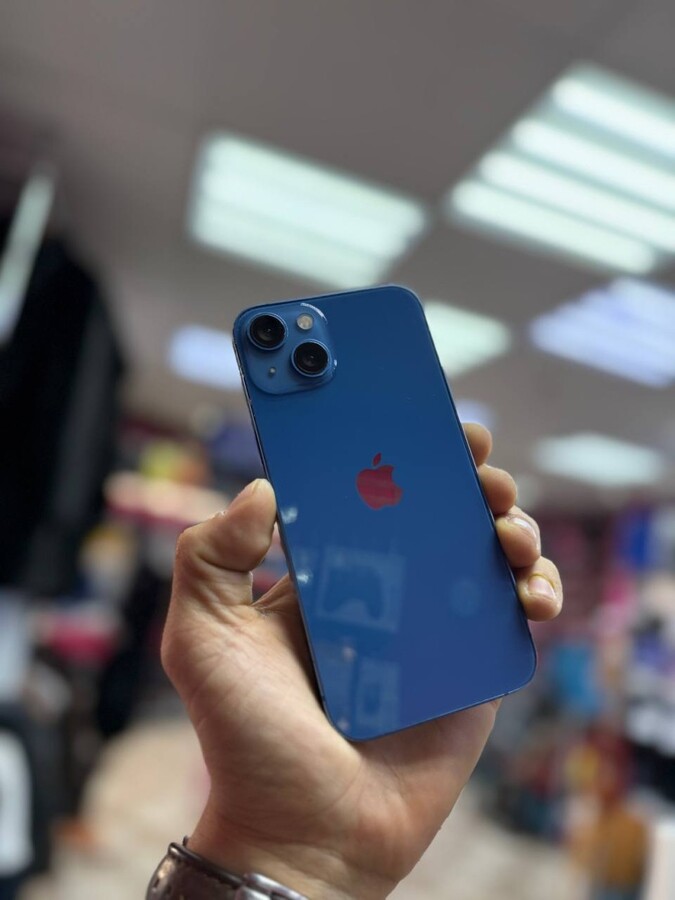 Смартфон iPhone 13 128 Gb