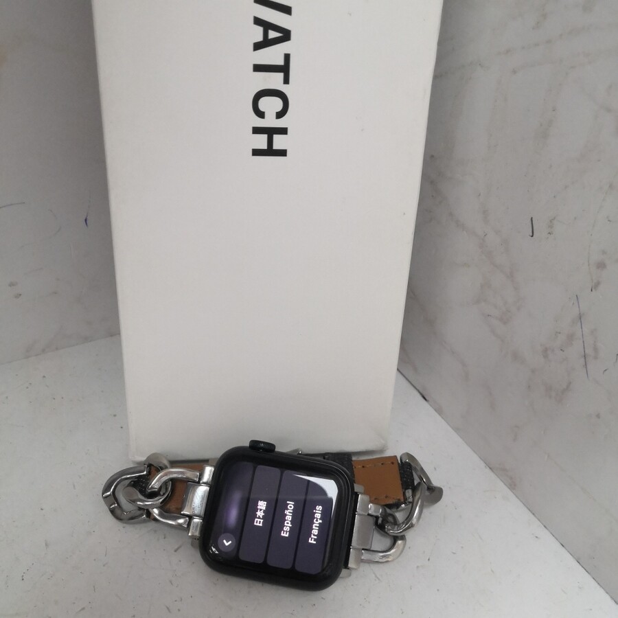 Часы Apple se 2 40mm