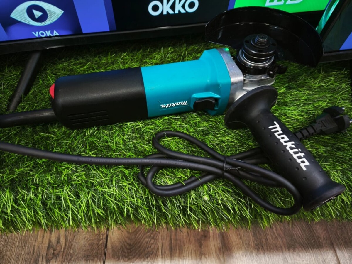 УШМ (Болгарка) Makita 9558 HN