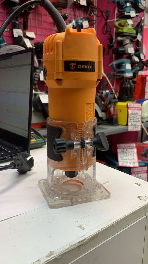Фрезер Deko DKR 800