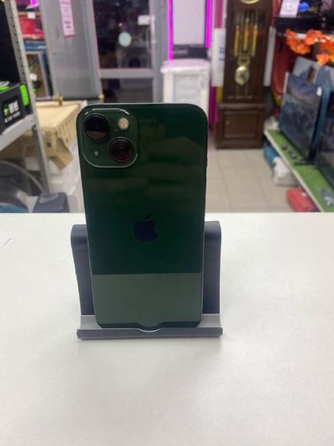 Смартфон iPhone 13 128 Gb