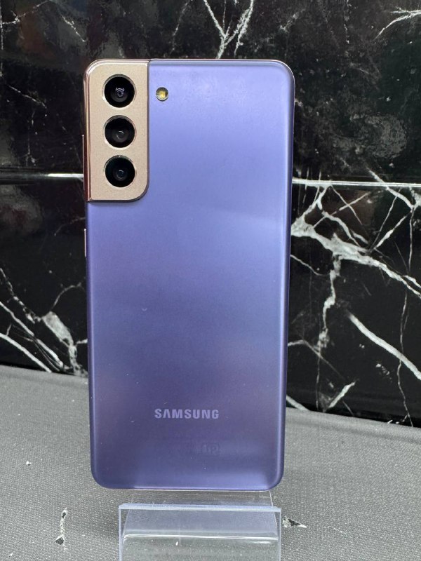 Смартфон Samsung S21