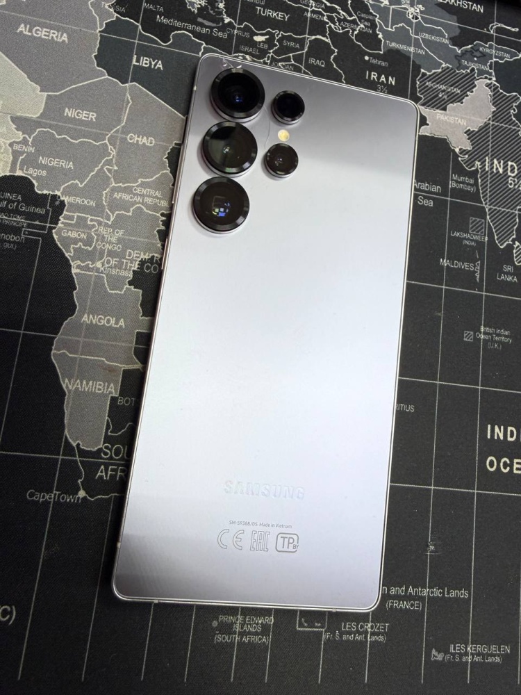 Смартфон Samsung S25 ultra 12/512Gb