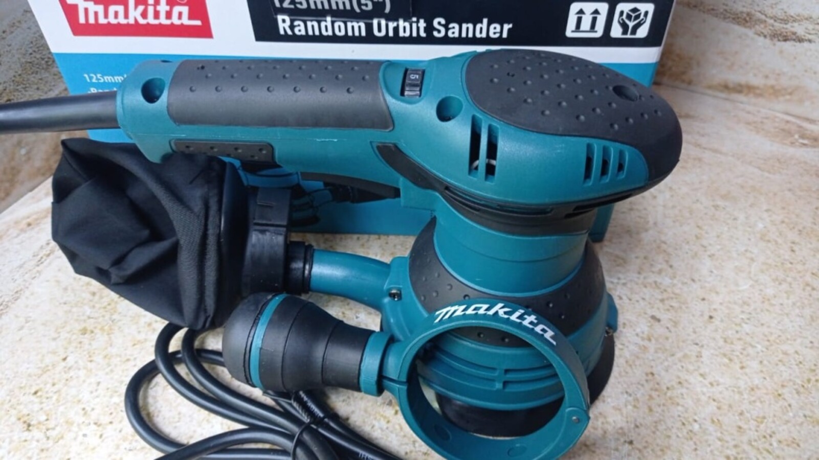 Шлифмашина MAKITA 125mm